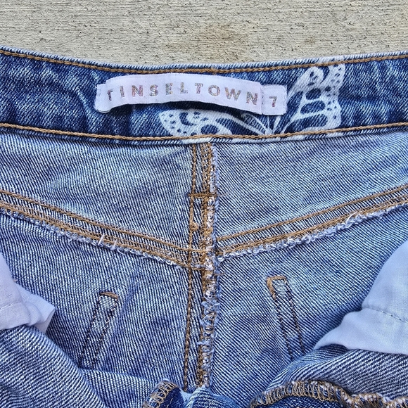 Tinseltown Blue and White Jean Shorts Distressed Cut-Offs - Picture 3 of 6